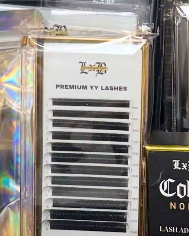 LxB Premium YY lashes tray